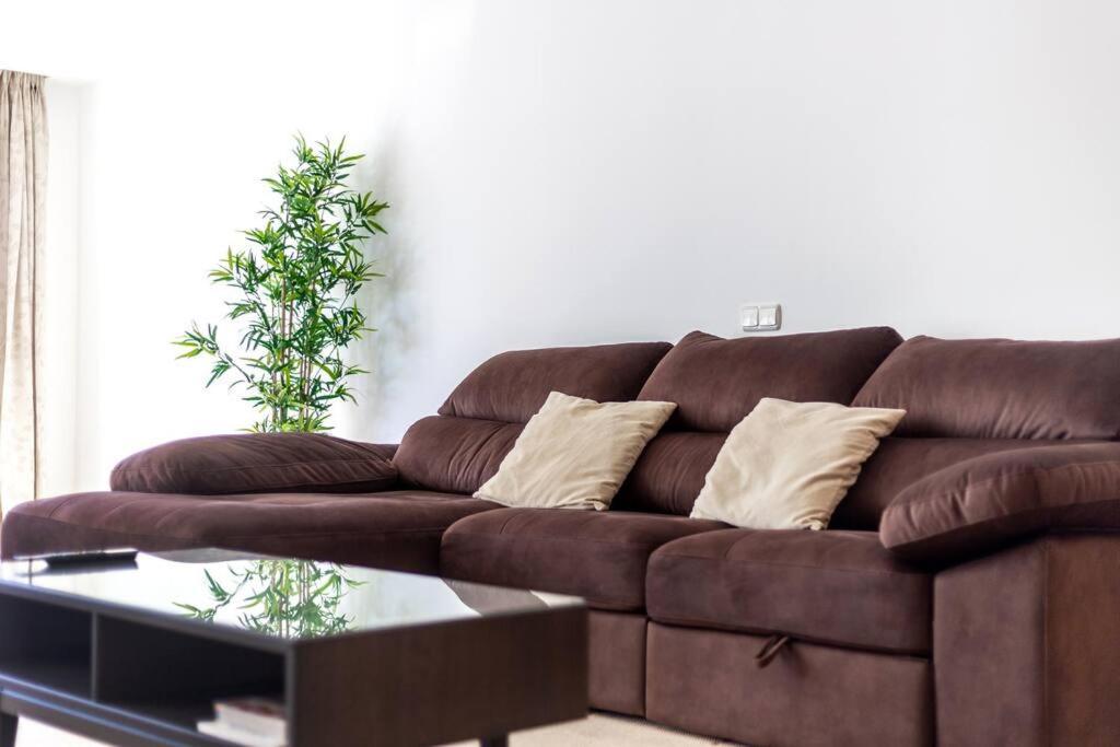 Bright Elegant 3Bdr Apartment In Puerto Banus Marbella Bagian luar foto